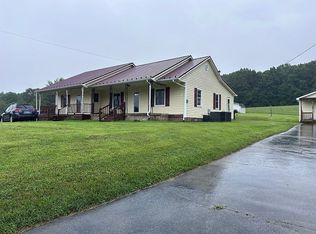 320 Red Hill Rd, Marion, VA 24354