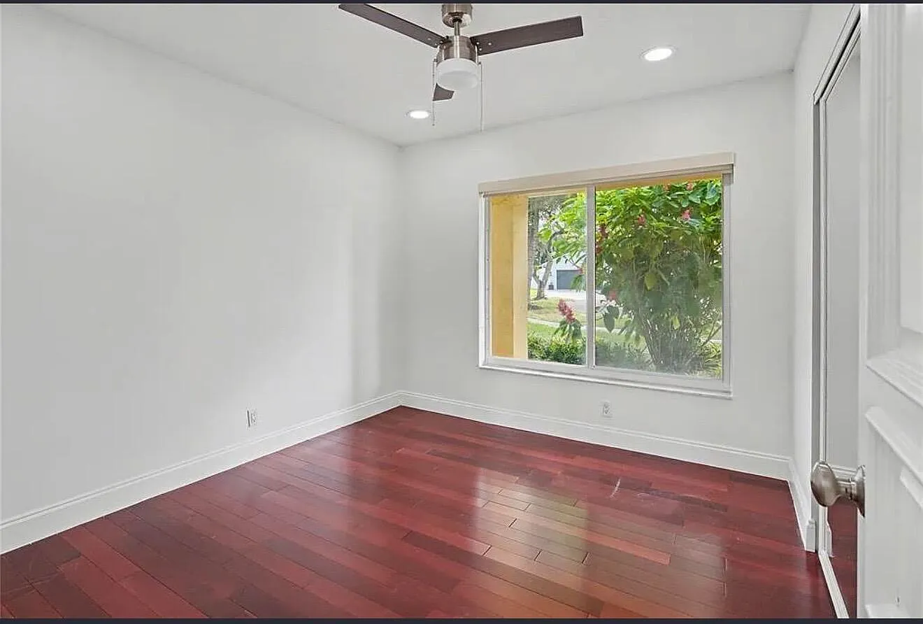4 bed, 2.5 bath, 2244 sqft, $4,799 — Photo 4