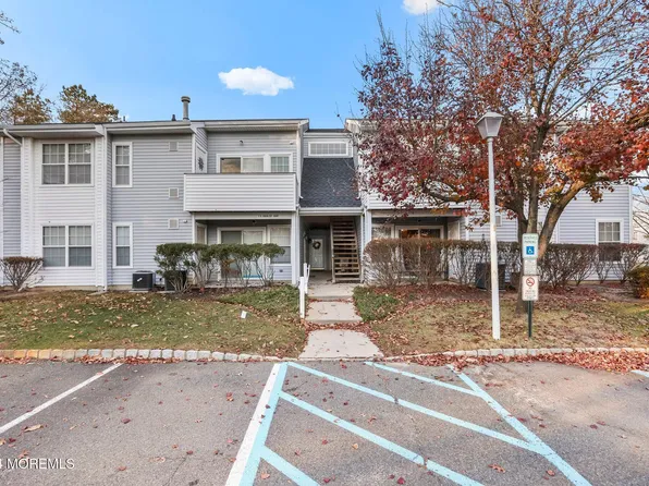 5 Cavalerie Court, Tinton Falls, NJ 07753