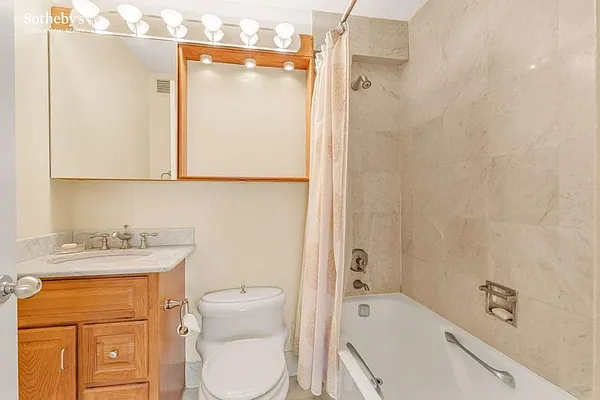 Rented by Sotheby's International Realty | media 4