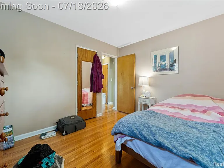 437 W Sunnybrook Dr — Photo 23