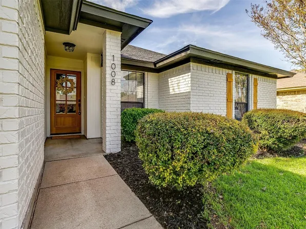 1008 Steven St, Burleson, TX 76028