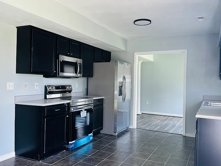 4826 Golfview Dr NE — Photo 6