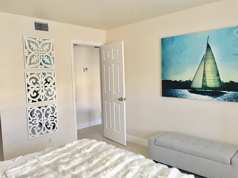 6407 Bay Club Dr #1 — Photo 15