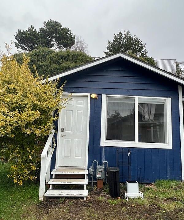 1st image of 1615 NW 20th St #C