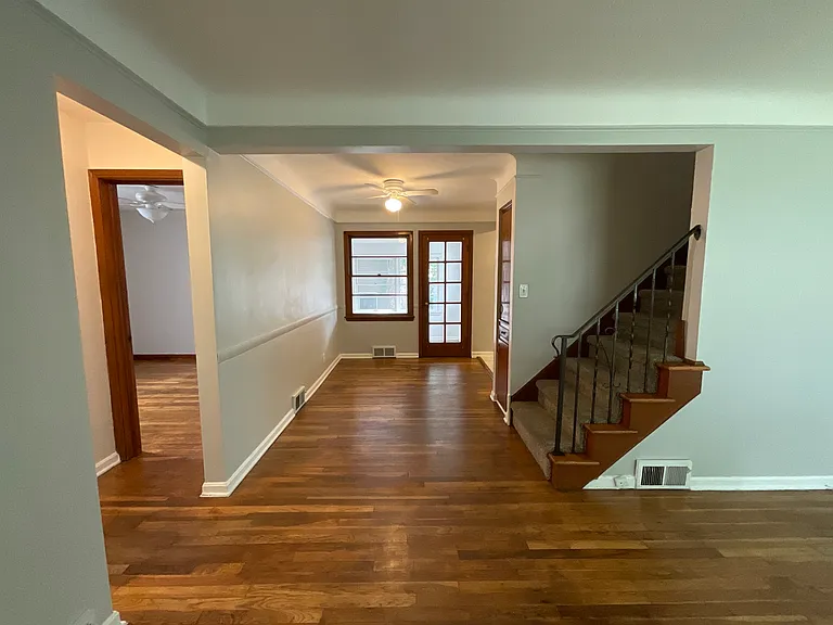 3709 Woodridge Rd — Photo 5