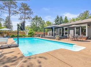 4322 Rustic Pl, Shoreview, MN 55126