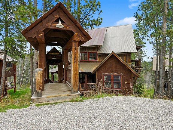 2nd image of 21170 Gilded Mountain Rd