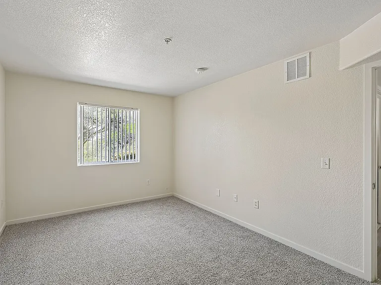 86-web-or-mls-unit D129-024