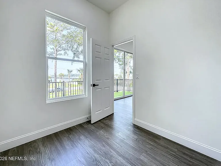 5395 Heckscher Dr — Photo 24