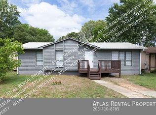 1116 Croyden Cir, Bessemer, AL 35020
