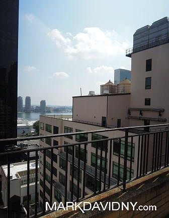 3rd image of 301 E 47th St APT 20N