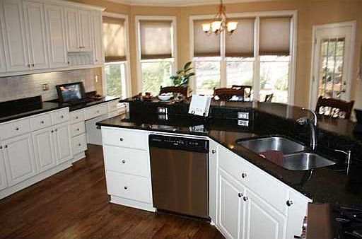 5th image of 425 Chapel Saint Leon Ct