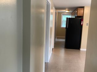 4 North Ave APT 3, Taunton, MA 02780