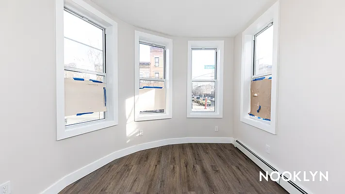 Rented by Nooklyn NYC LLC | media 39