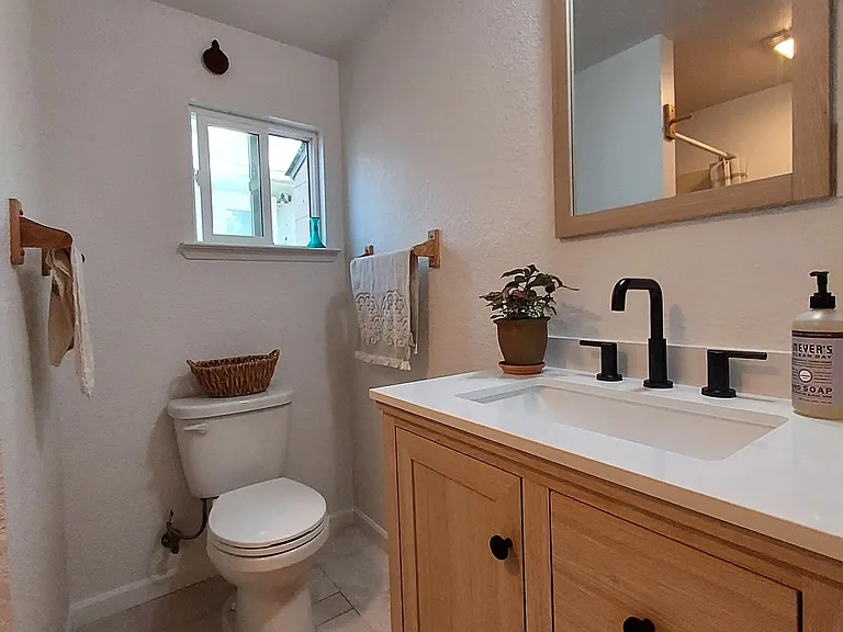 1232 Oakdale St #B — Photo 7