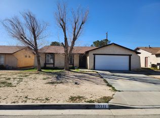3331 W Roxbury St, Rosamond, CA 93560