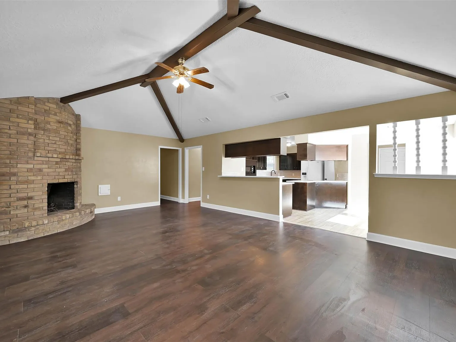 3 bed, 2.0 bath, 1778 sqft, $2,150 — Photo 4