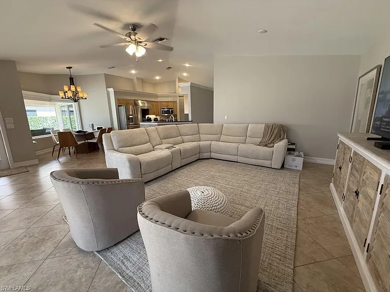 2276 Heritage Greens Dr — Photo 8