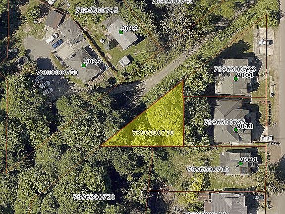 4th image of 9020 Cecil Ave S