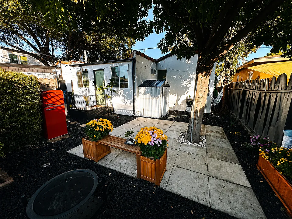 Own private patio