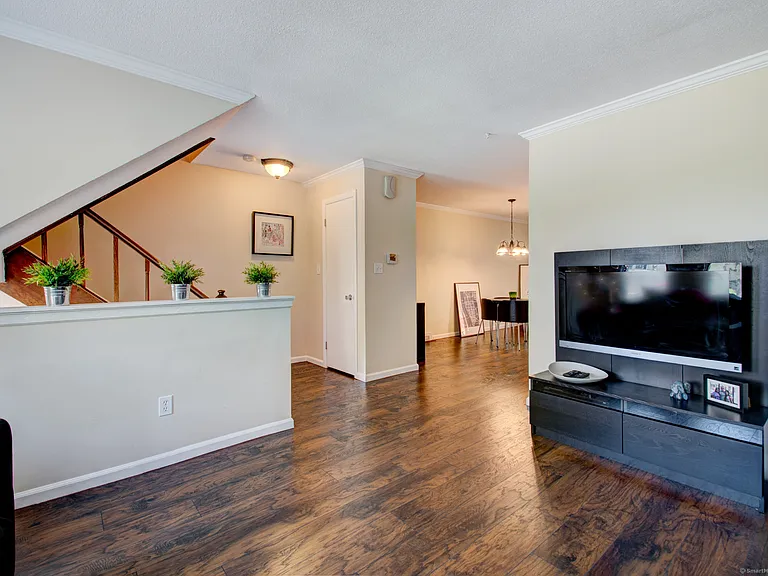 184 Gravel St #26 — Photo 10