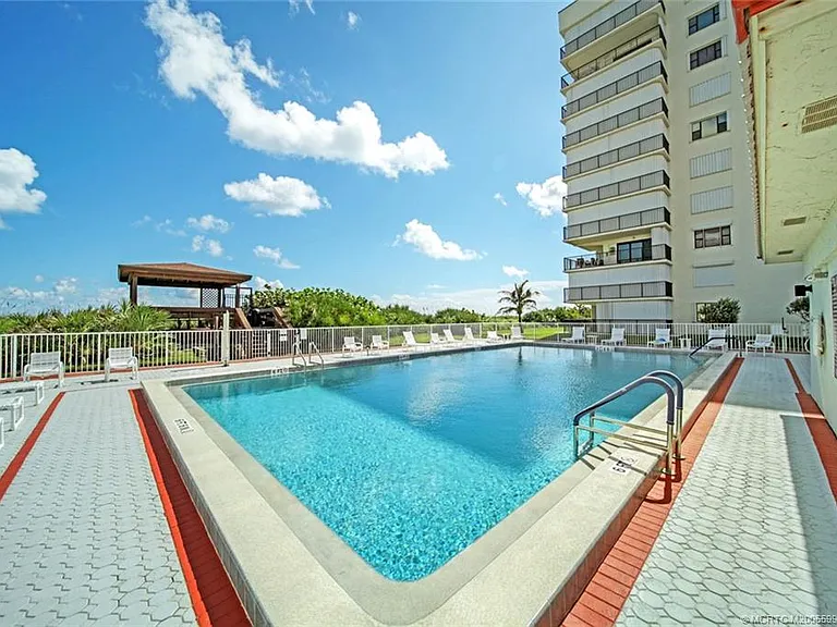 9490 S Ocean Dr #410 — Photo 37