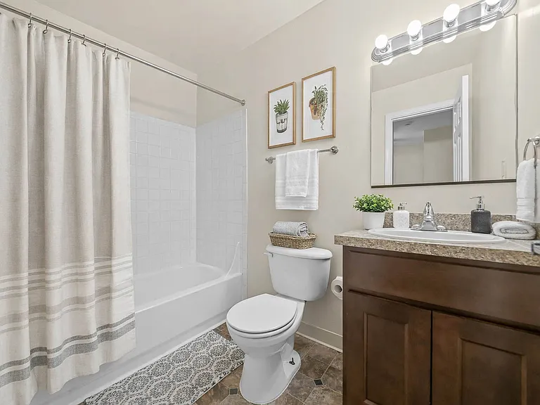 Indian Valley Apartments — Photo 13