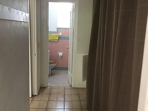 2nd image of 1540 Euclid Ave #100