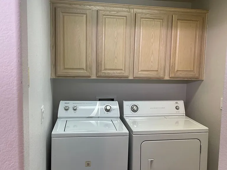 135 Wildhorn Ct — Photo 8