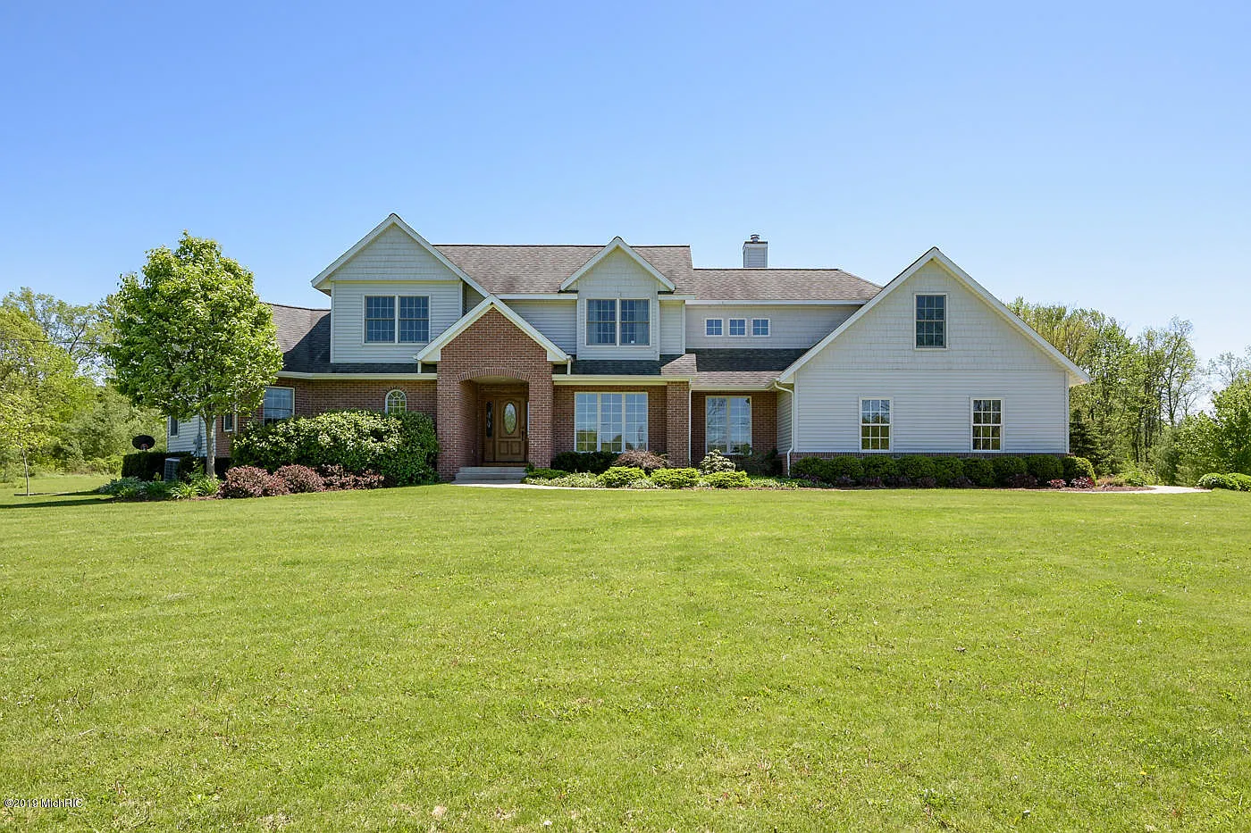 18394 W Dr N photo 1