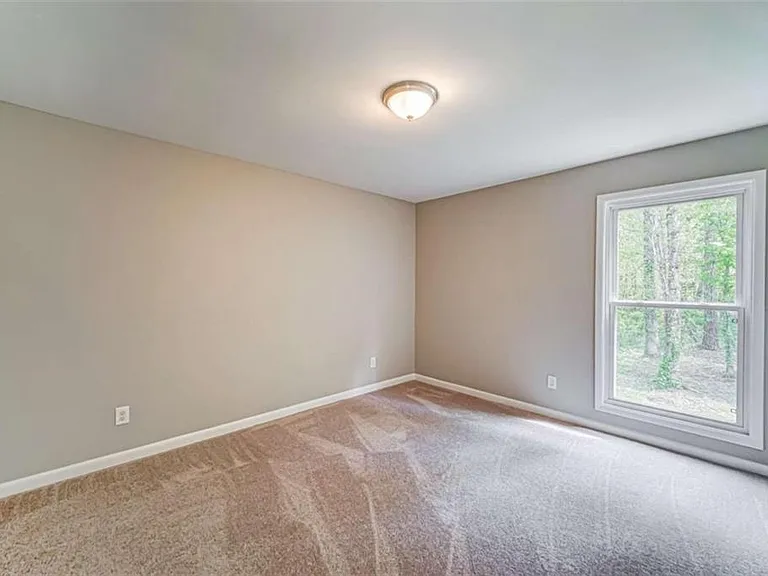 2218 Woodfern Dr — Photo 38