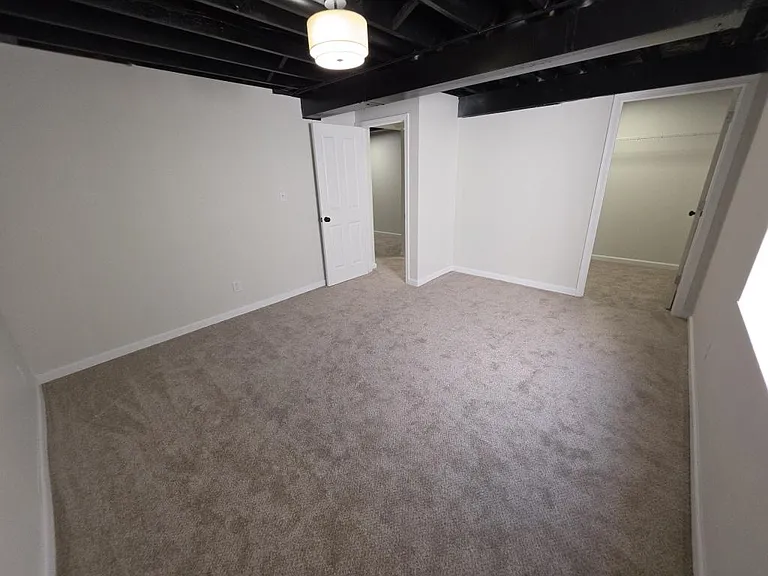 1813 Rambling Rose Ln — Photo 21