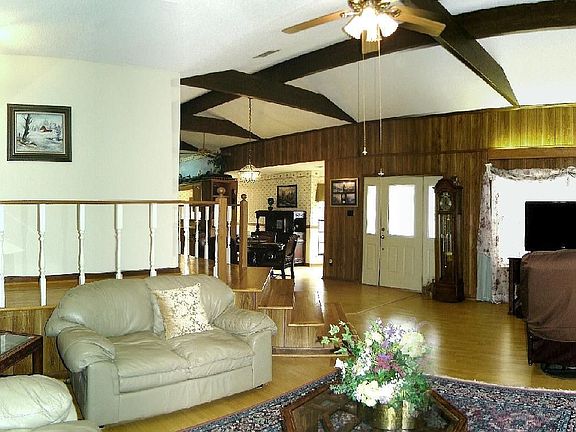 5th image of 210 N Grant St #167056