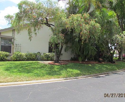 5th image of 1545 Lakeview Cir