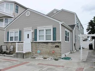 219 4th St S #1, Brigantine, NJ 08203
