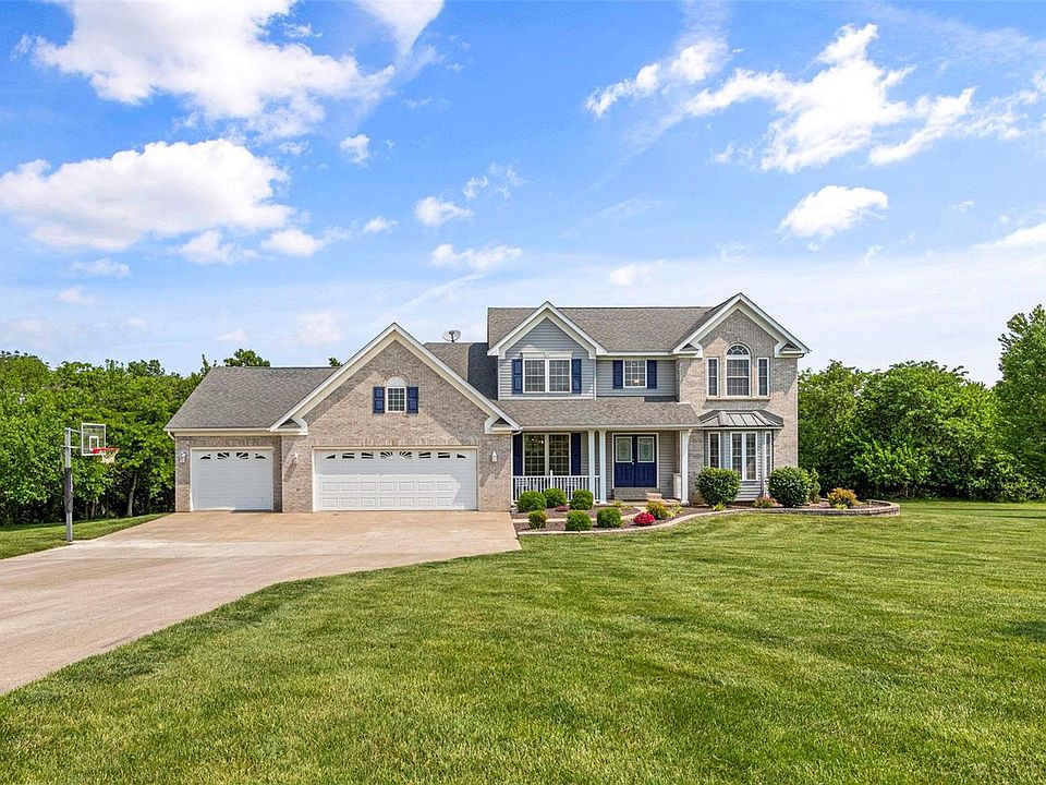 1st image of 50 Whiteside Estates Dr