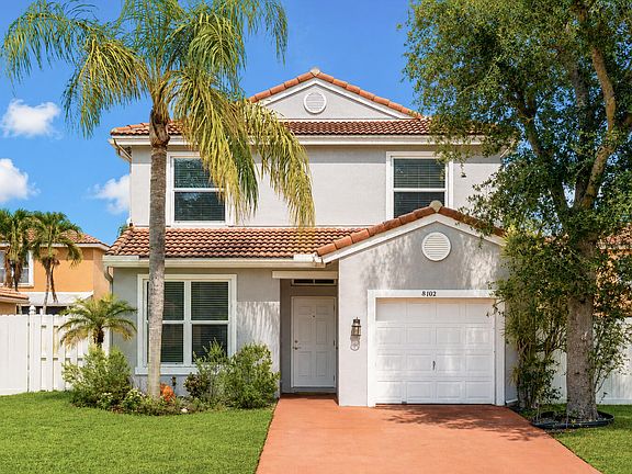 3rd image of 8102 Pelican Harbour Drive