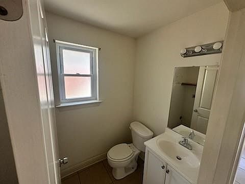5th image of 3614 Laplace St
