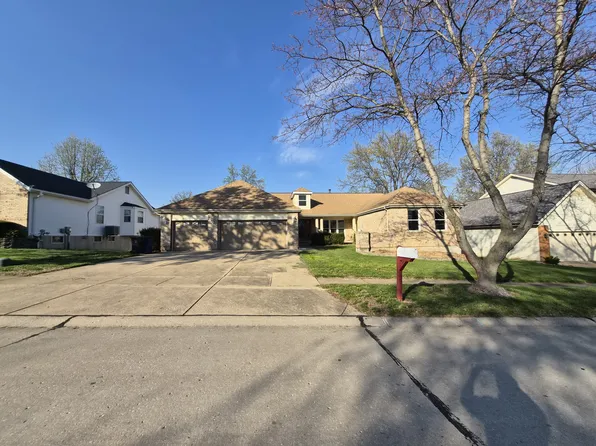 1809 Red Clover Dr, Florissant, MO 63031