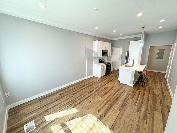 Living Area 1