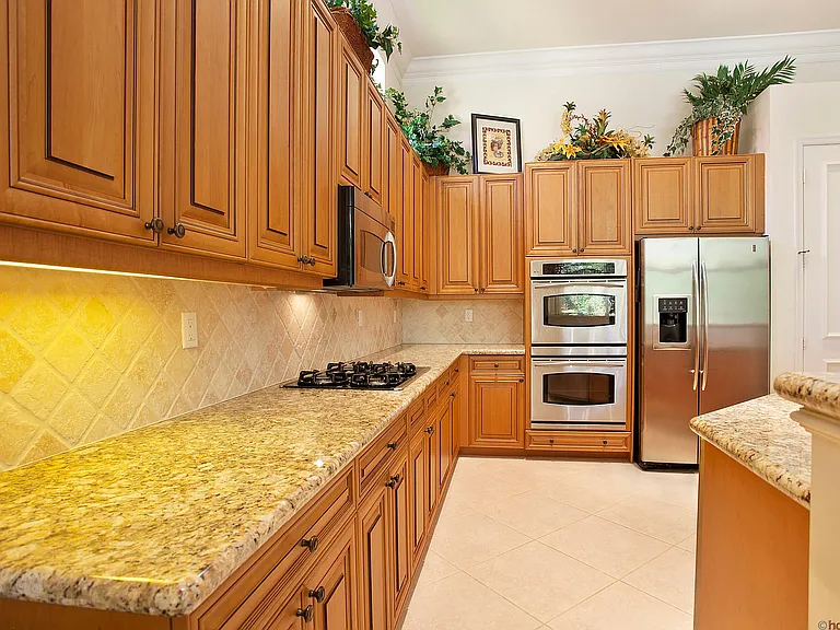 206 Porto Vecchio Way — Photo 8