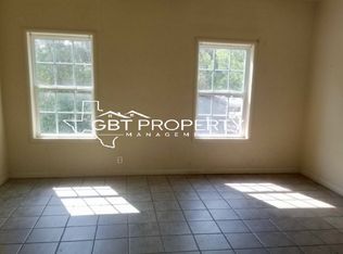 1 Bedroom & 2 Bedroom Apartments, Hamilton, TX 76531