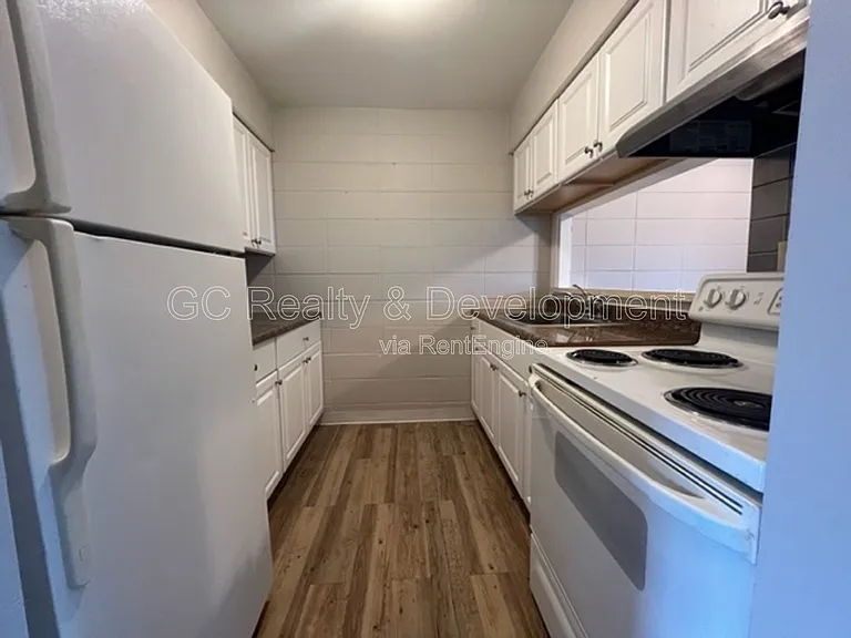 265 Uteg St #6 — Photo 3