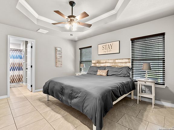 5th image of 2319 Westview