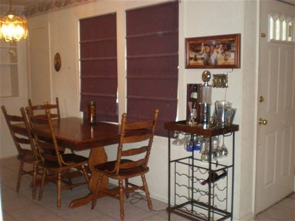 5th image of 615 N 21st St
