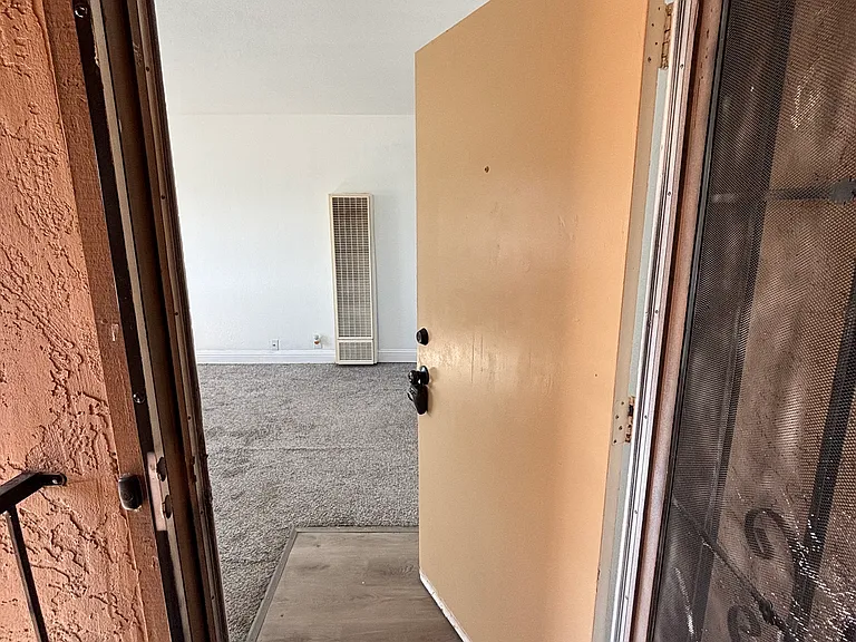 221 E Edison St #2 — Photo 3
