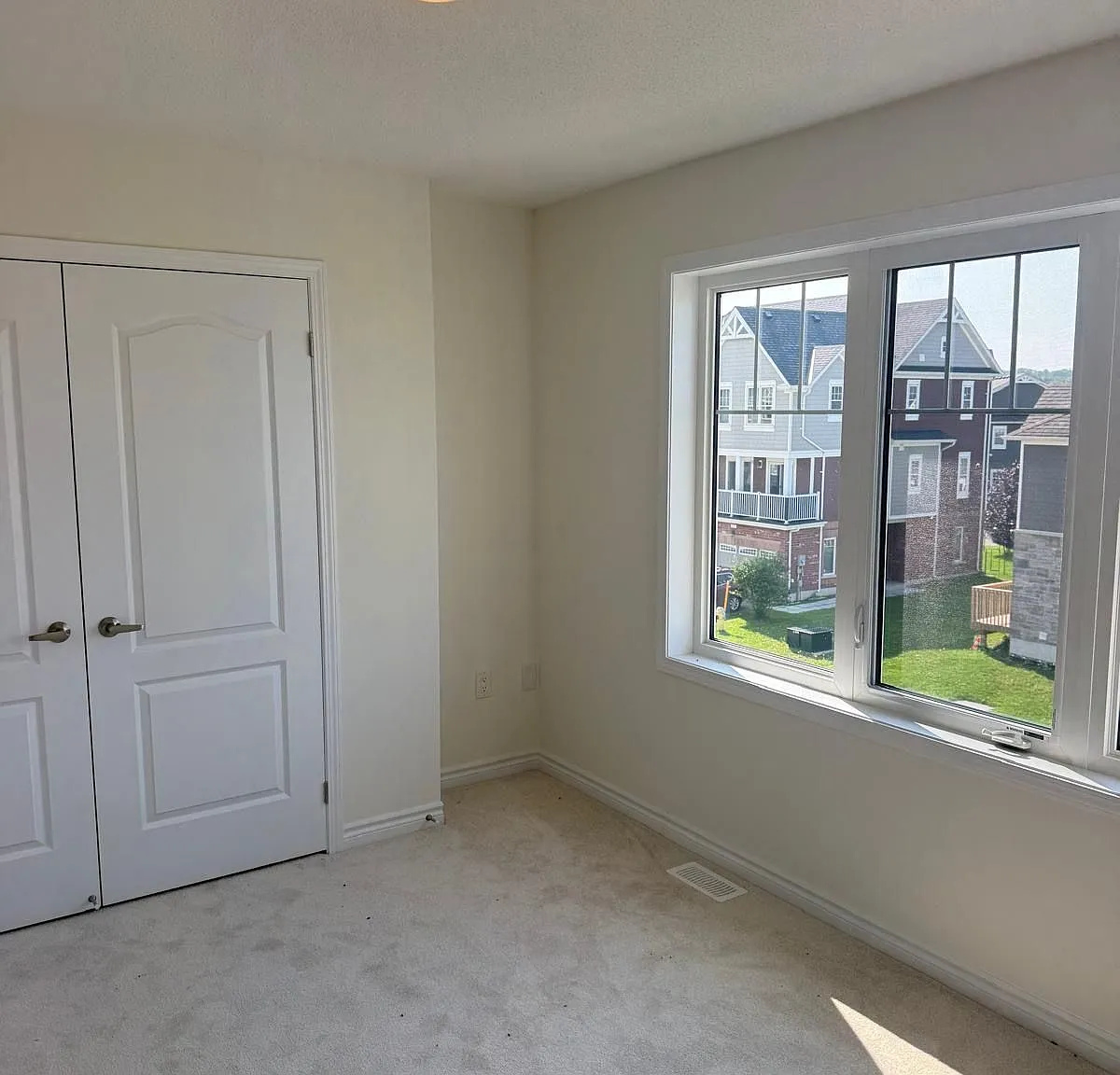 3 bed, $2,750 — Photo 1