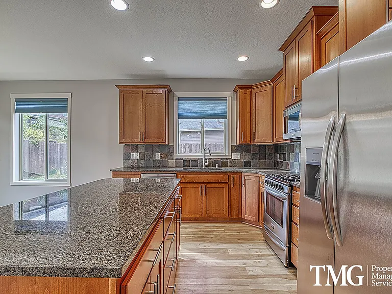 6705 NE 53rd Pl — Photo 8