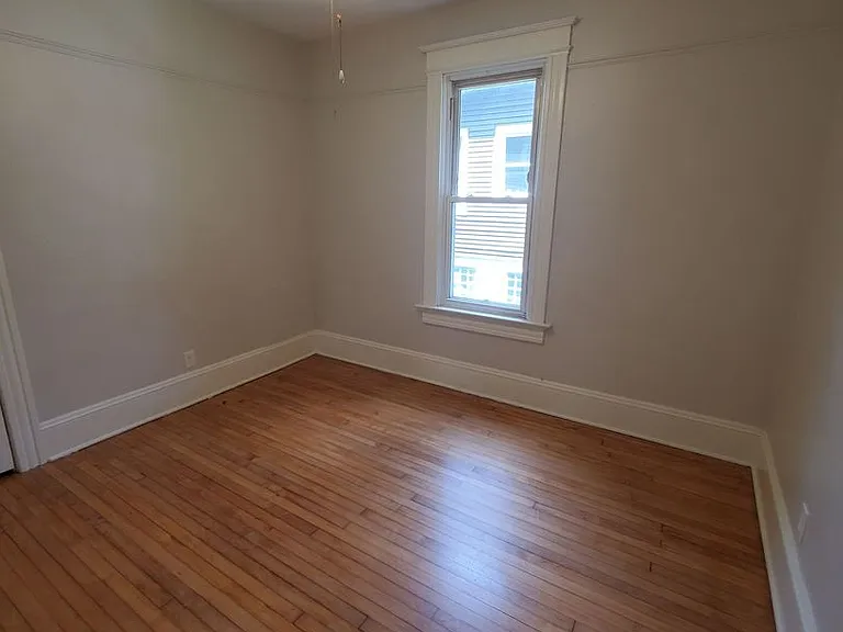 3015-3015B N Pierce St. (Duplex + Back House) — Photo 4